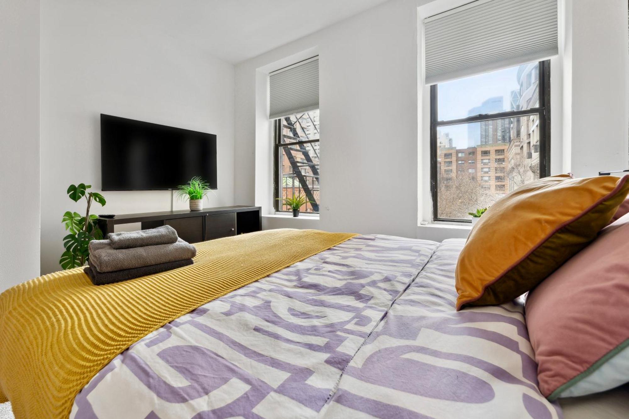 2 Bd Central Apt Next To Diamond District * New York City
