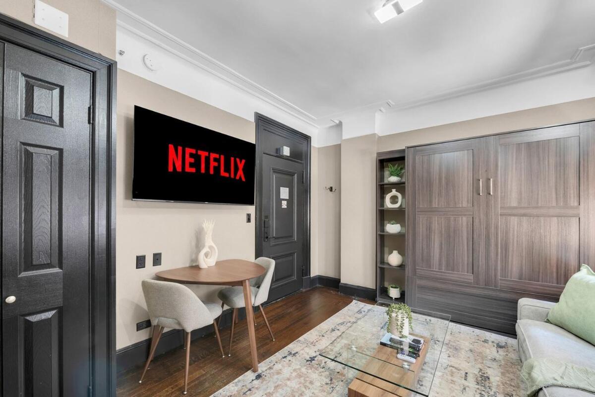 Location And Walkable In Ny With Gym Appartement *