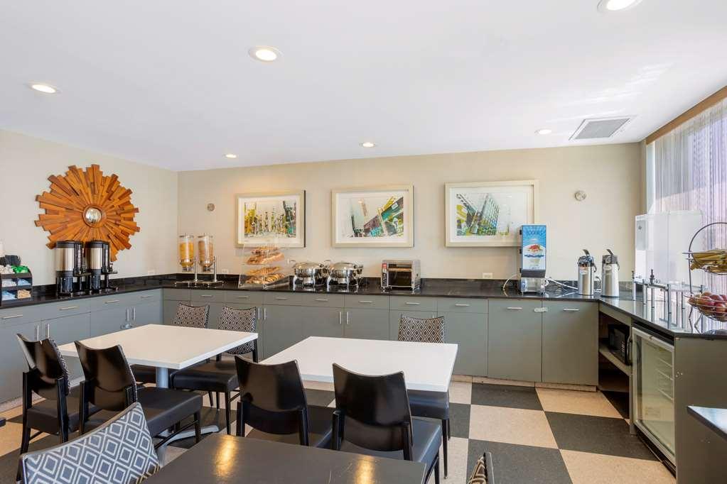 Hotel Western Plaza New York City