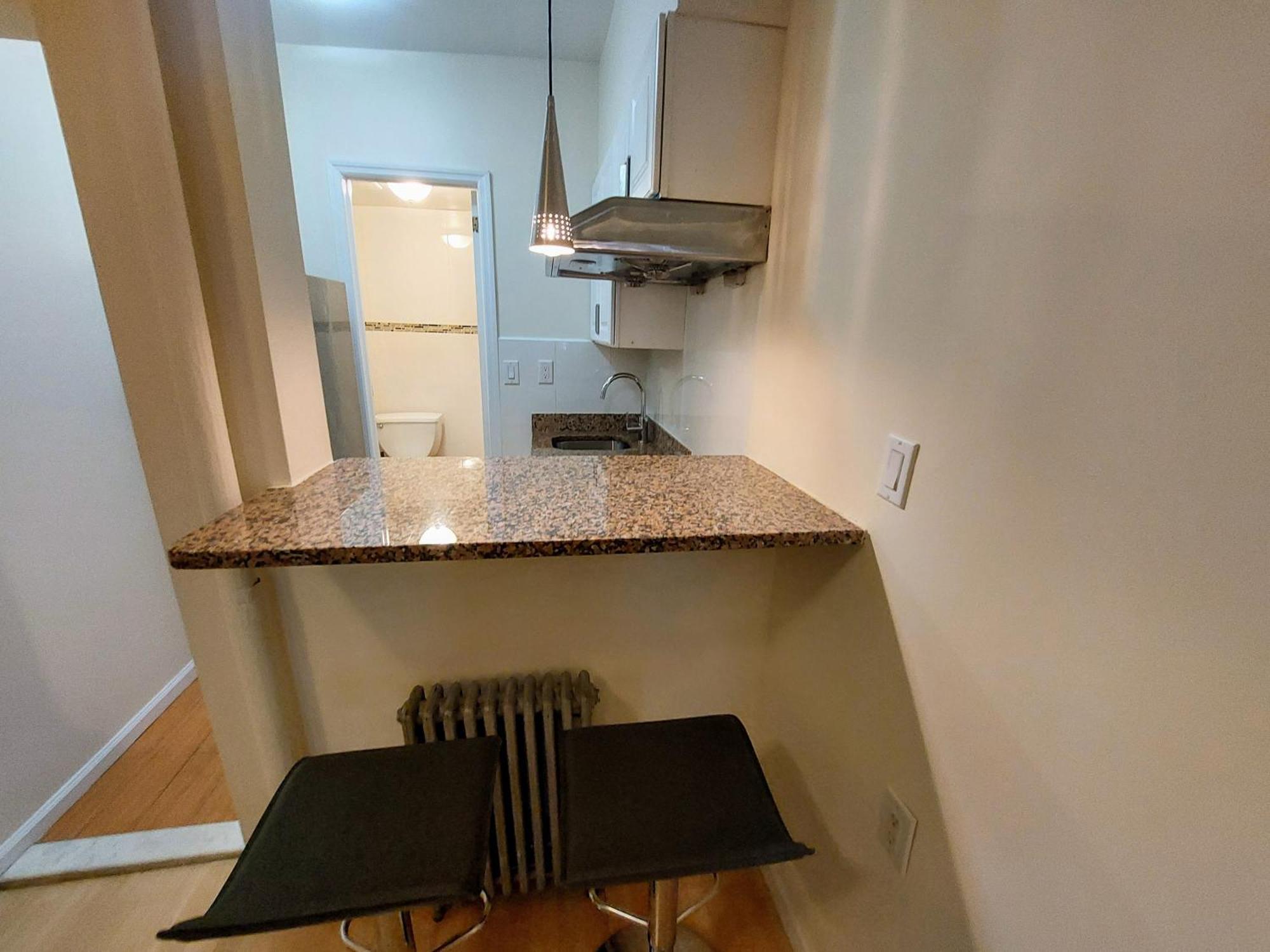 Comfortable With Workstation Apartment New York City