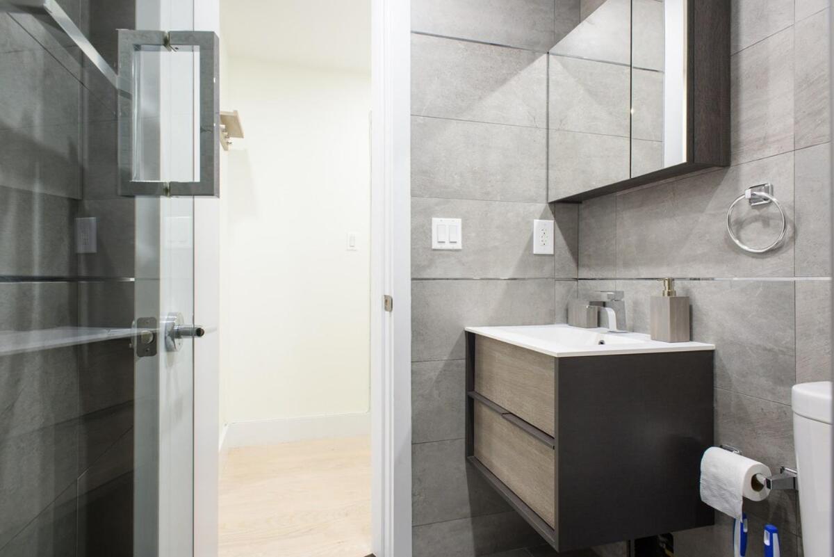 75-1c New 1br Prime Ues W D The Unit Value