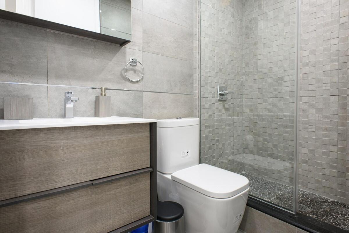 75-1c New 1br Prime Ues W D The Unit Value Appartement New York