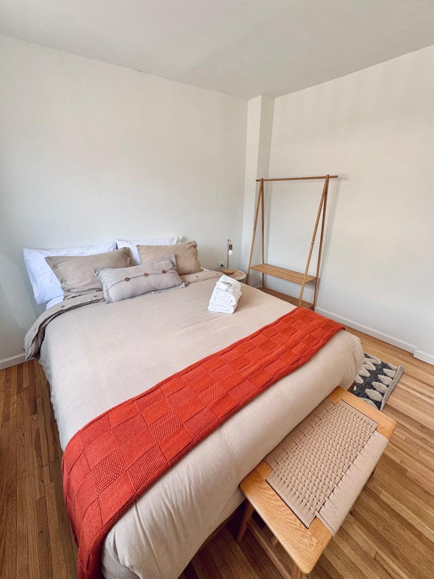 Stylish Duplex Penthouse With Large Outdoor Space Lejlighed *
