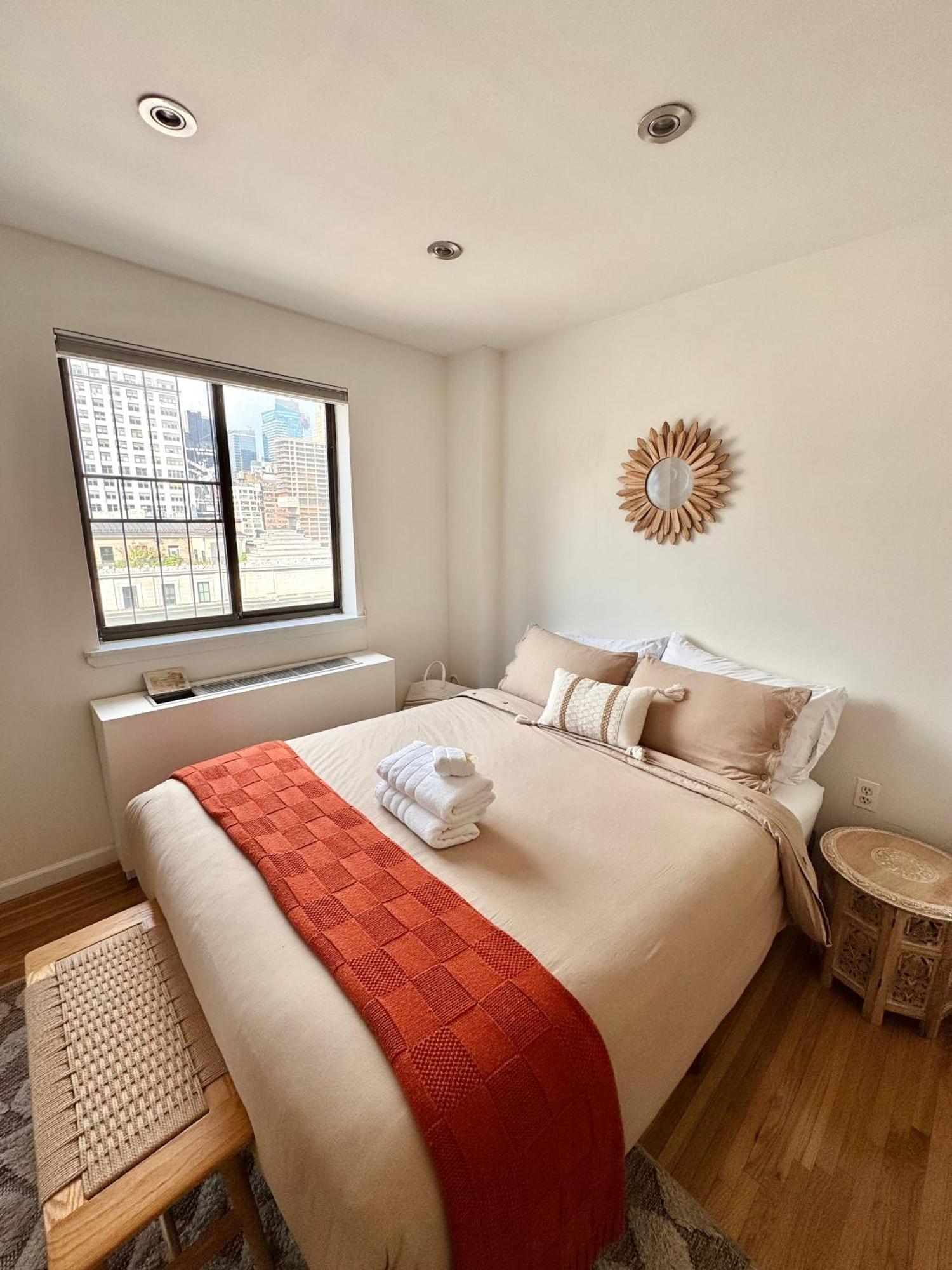 Stylish Duplex Penthouse With Large Outdoor Space Lejlighed *