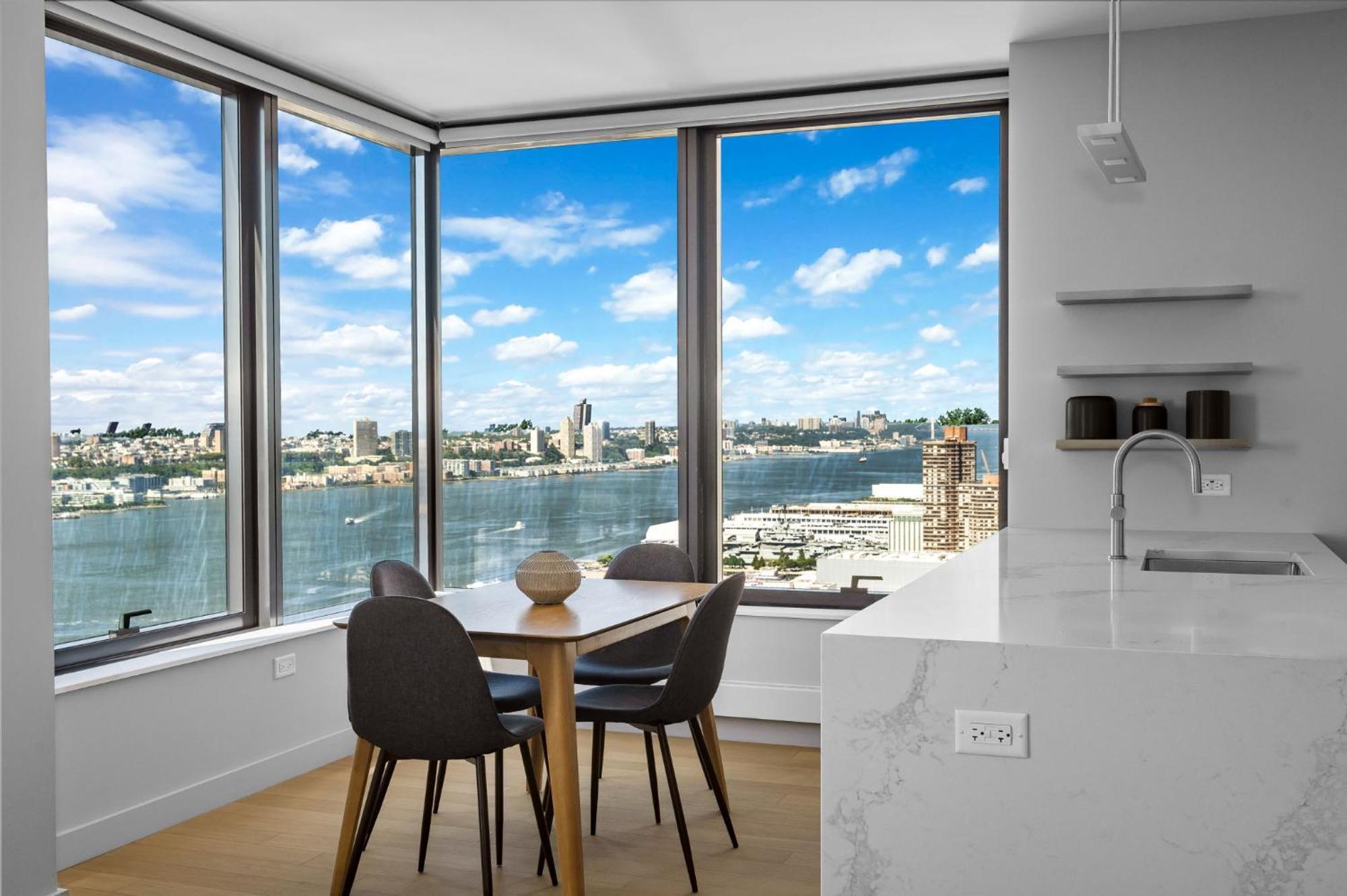 Modern Stylish 2br 2ba In Hudson Yard Appartement
