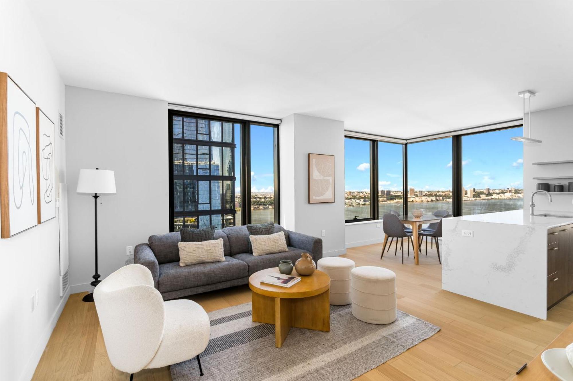Modern Stylish 2br 2ba In Hudson Yard Appartement
