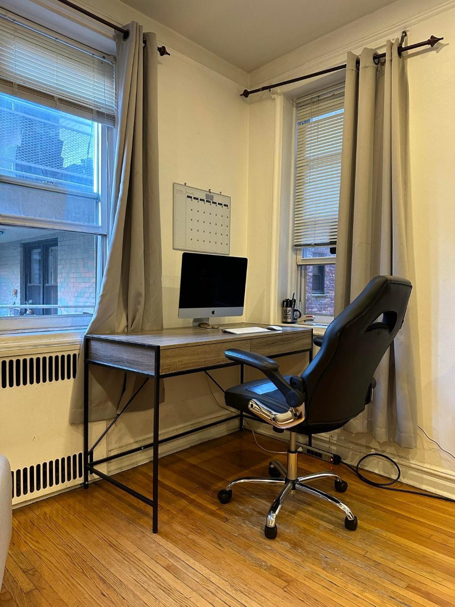 Lejlighed 2 Large Bedrooms In Rego Park New York