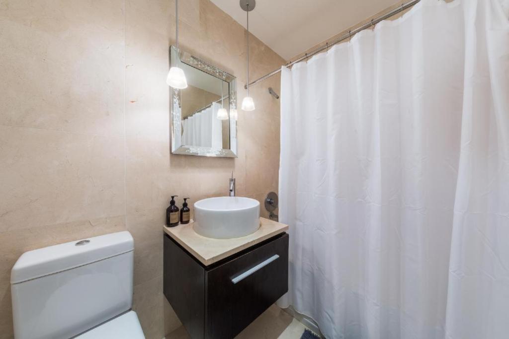Luxury 5 Bedroom 2 Bath In Nyc! Appartement *