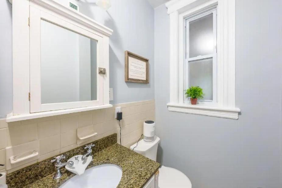 Beautiful 3 Bedroom In Nyc! *