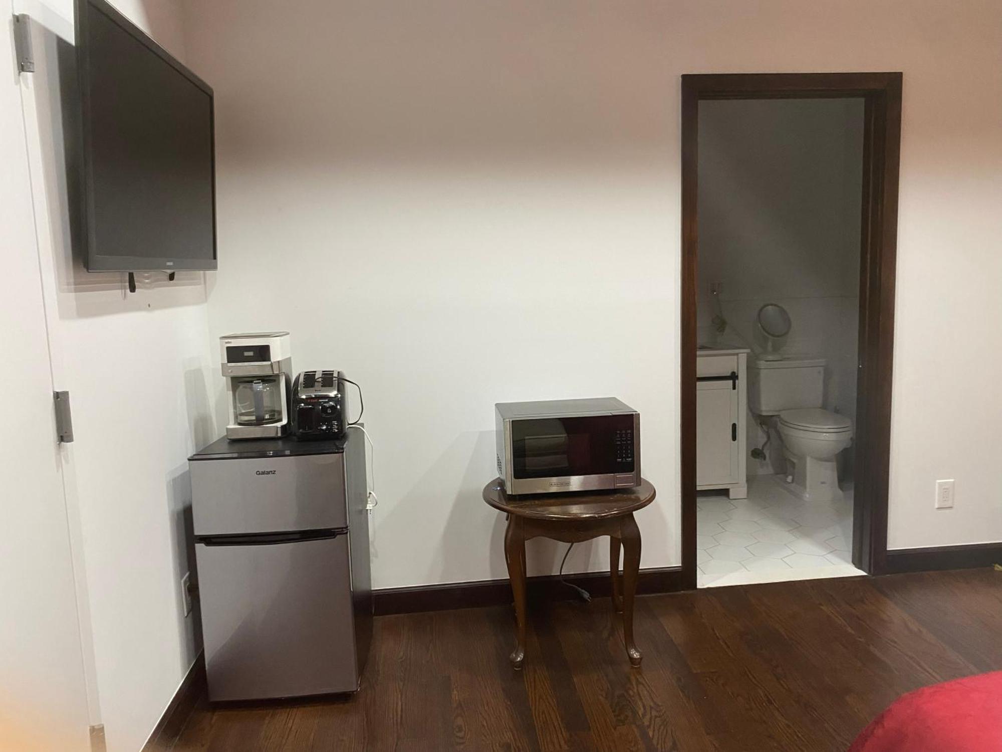 Appartement Cozy Bedroom With Bath And Separate Entrance