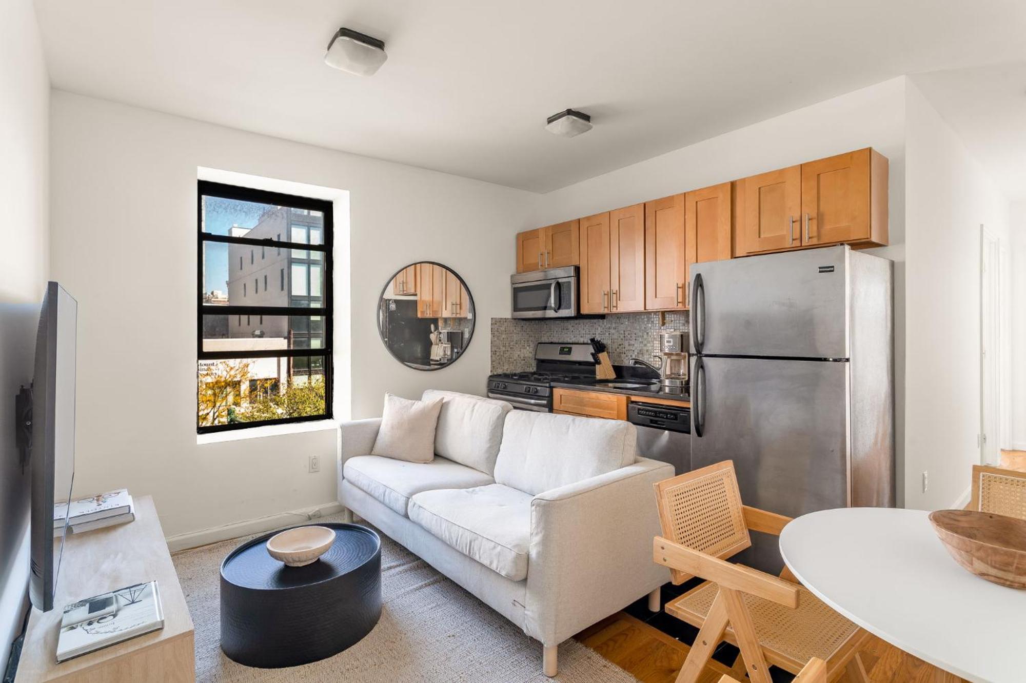 Apartamento Chic 3bd 1bath Space Close To East River Walk *