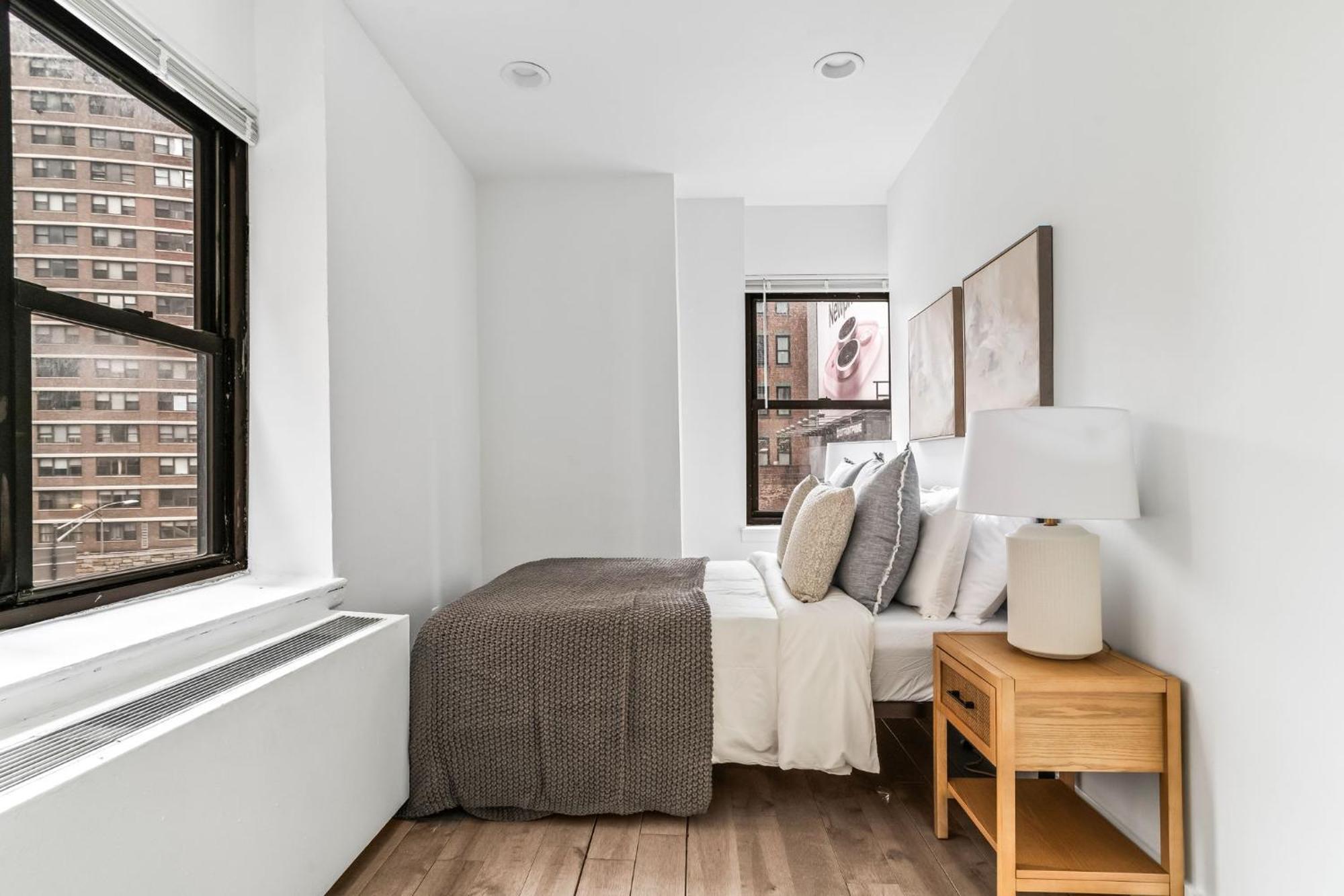 Stylish 2 Bed 1 Bath By The Chrysler Building & Vibrant Murray Hill * New York