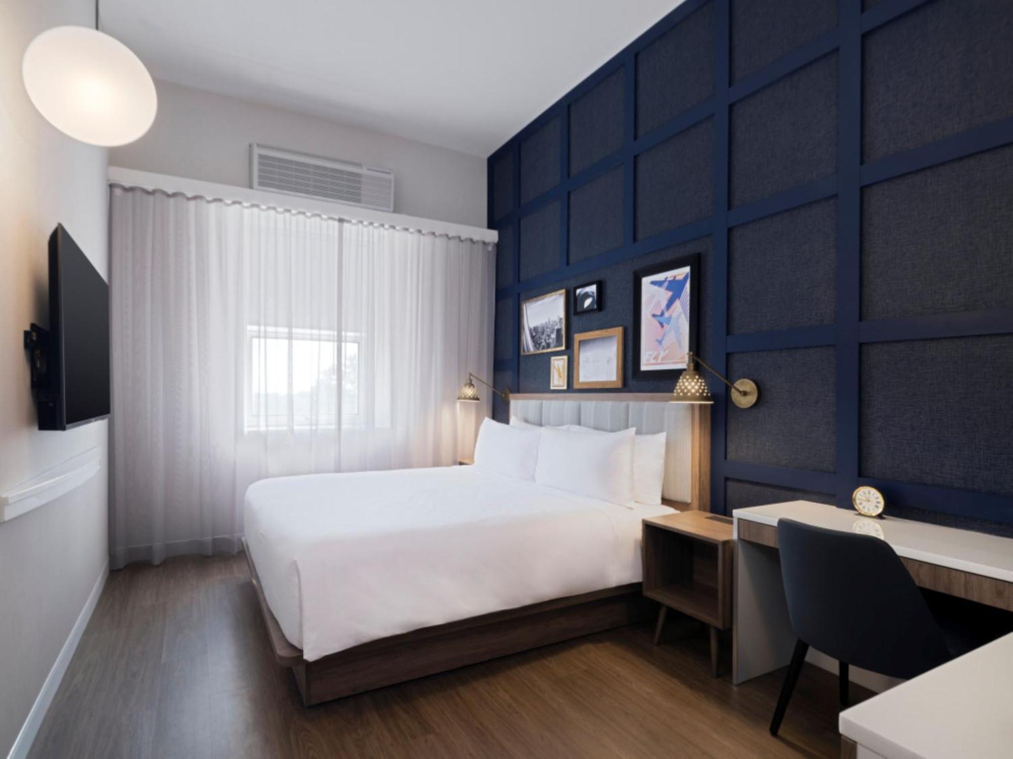 De Point Hotel