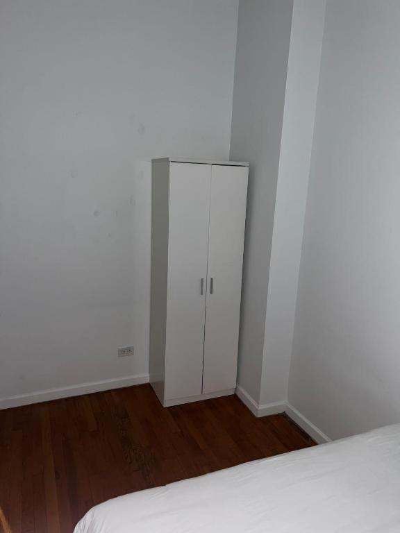Apartment Mid Town East Street Next To Times Square New York City