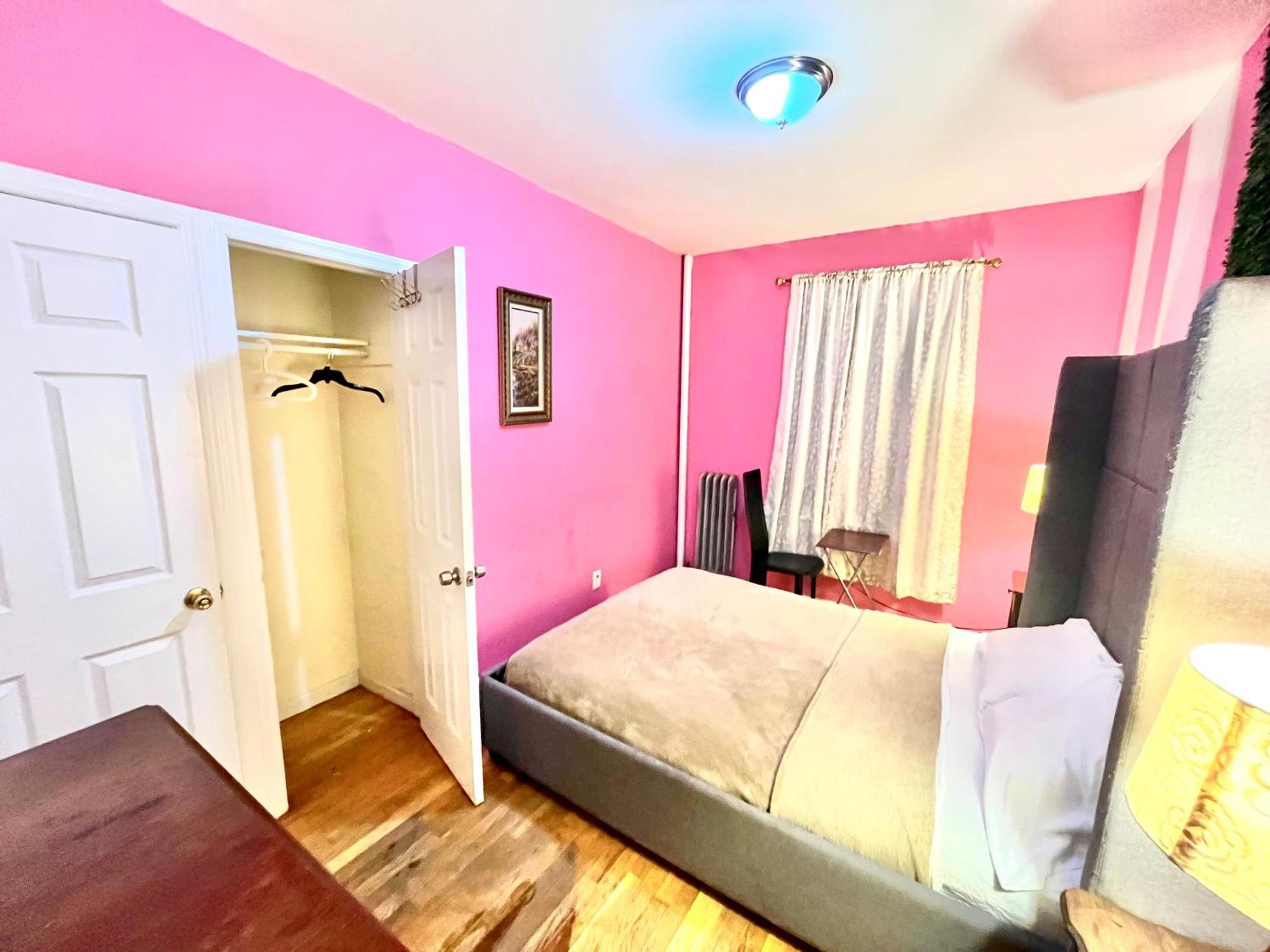 By Month In Manhattan Appartement *