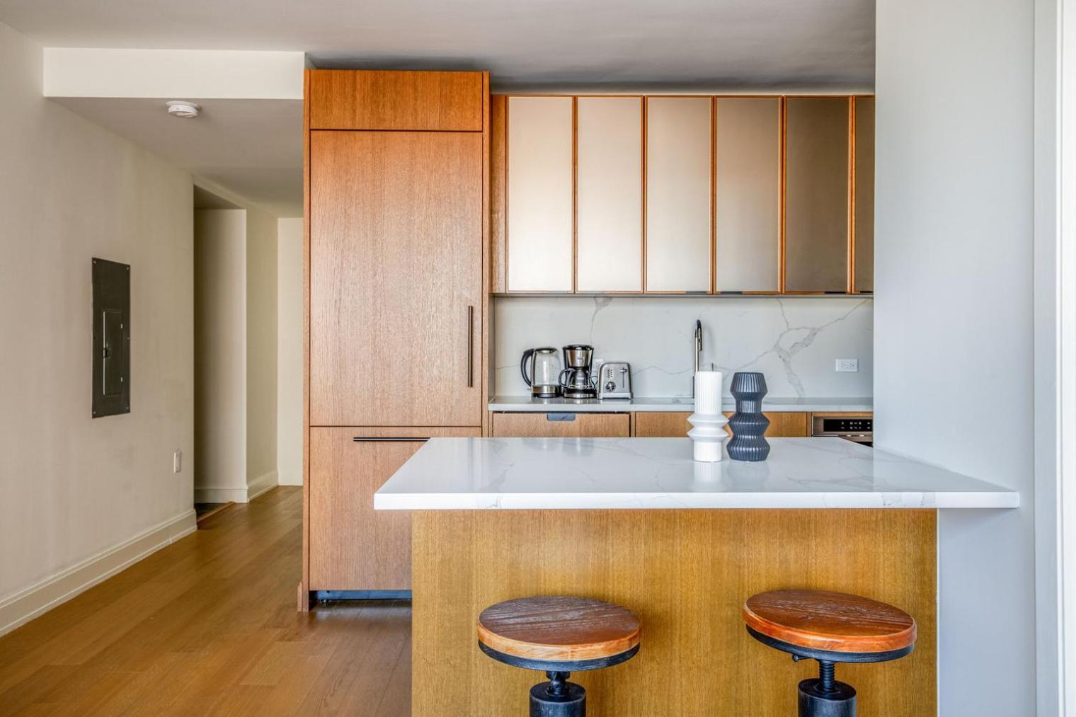 Midtown East 2br W Gym Roofdeck Nr Parks Nyc-1207 *