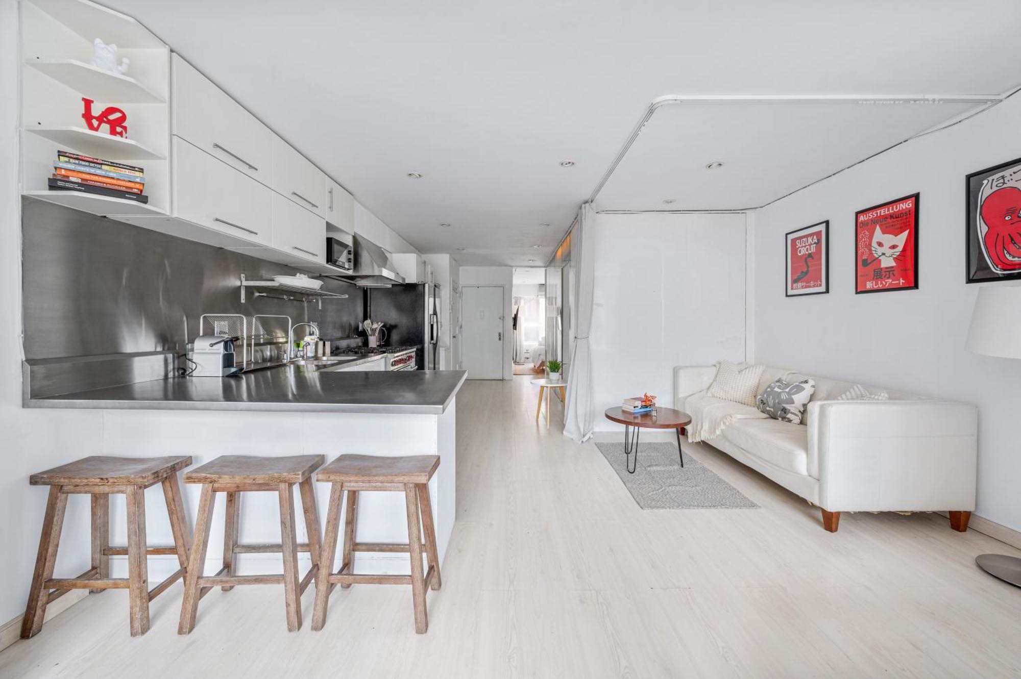 Appartement Chinatown Essential 2 Bedroom 900 Square Feet *