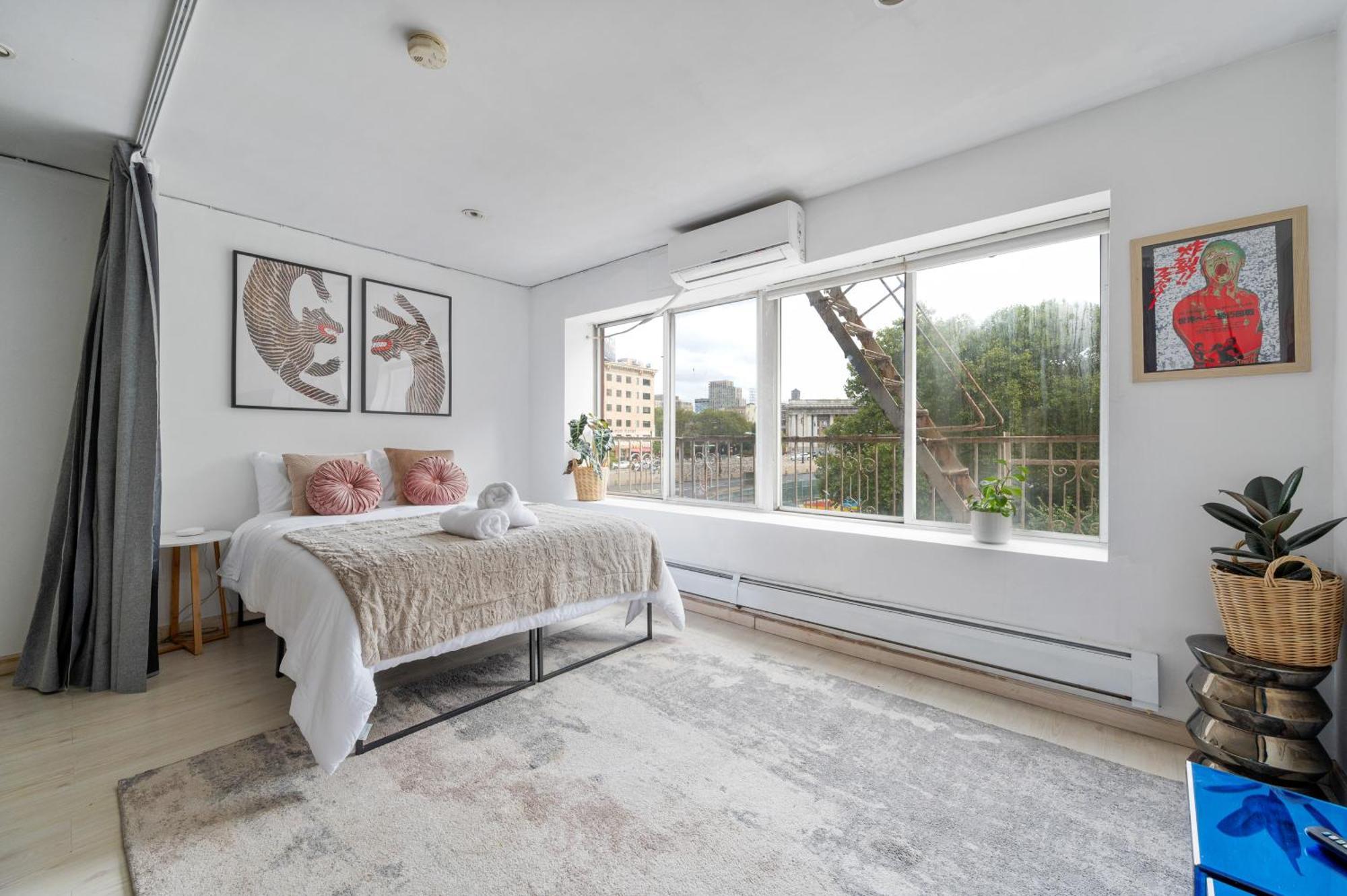 Chinatown Essential 2 Bedroom 900 Square Feet Appartement New York