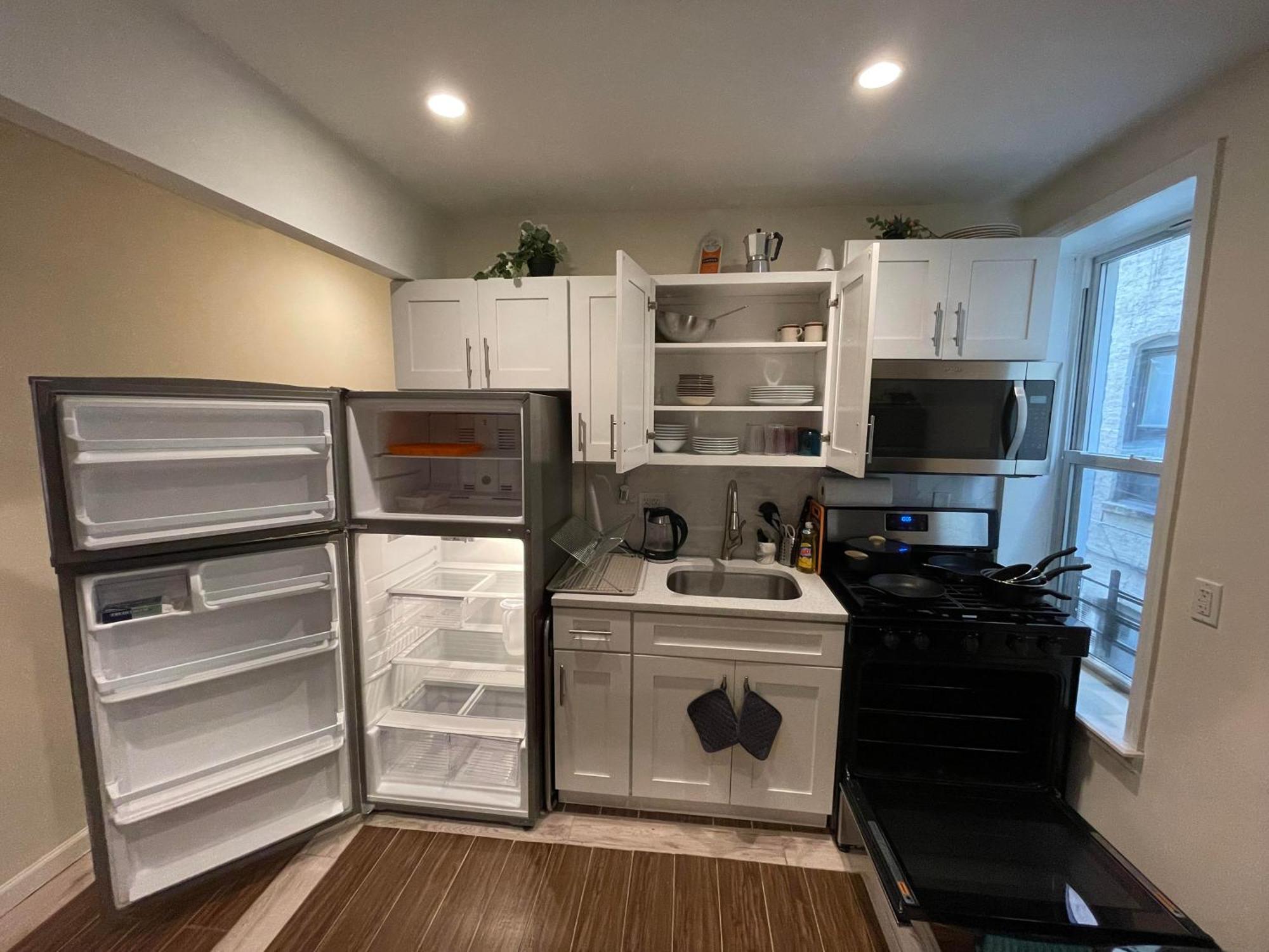 2 Bedrooms Flat 5 Minutes From Times Square *