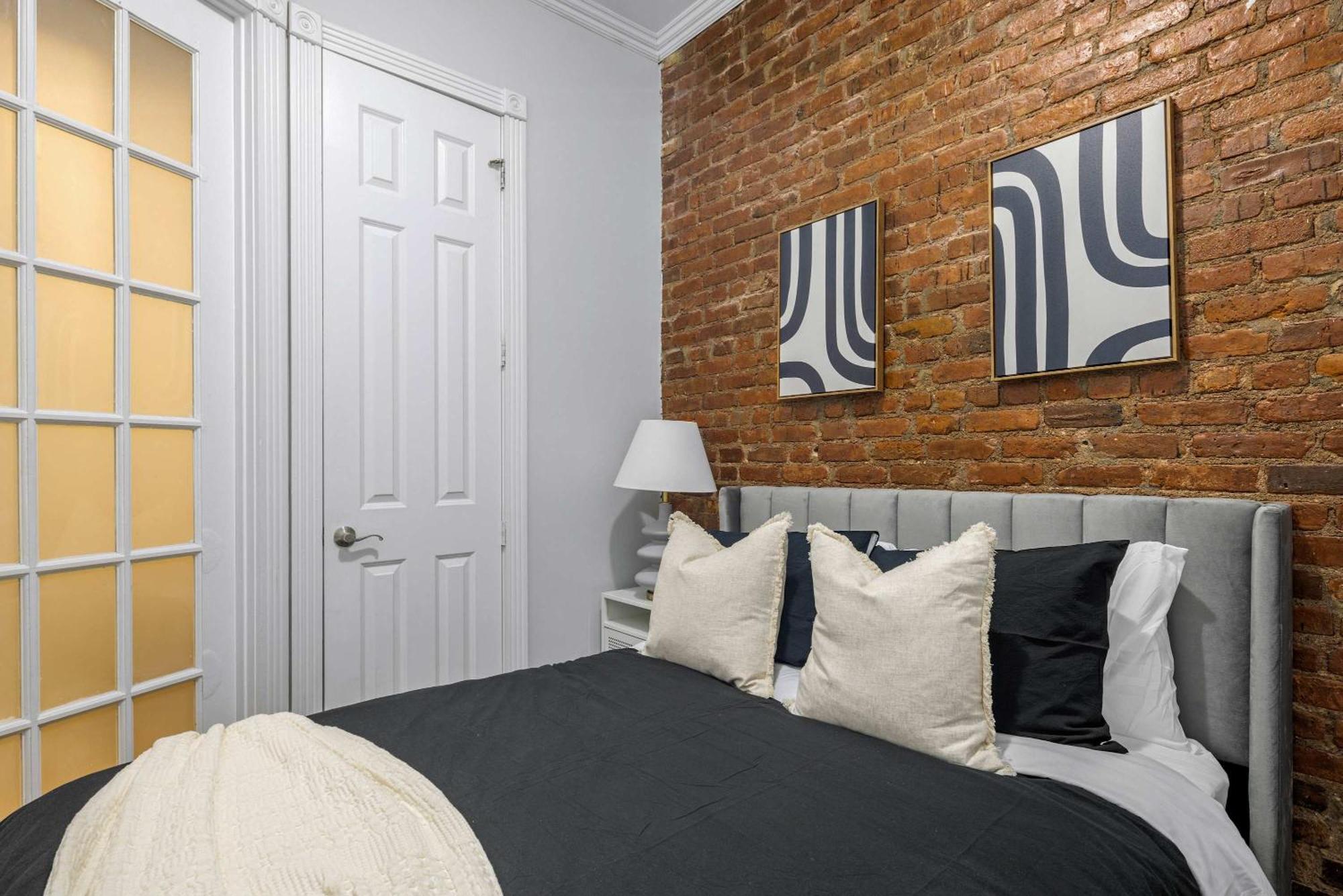 Trendy Nolita With Eclectic Style Apartment *