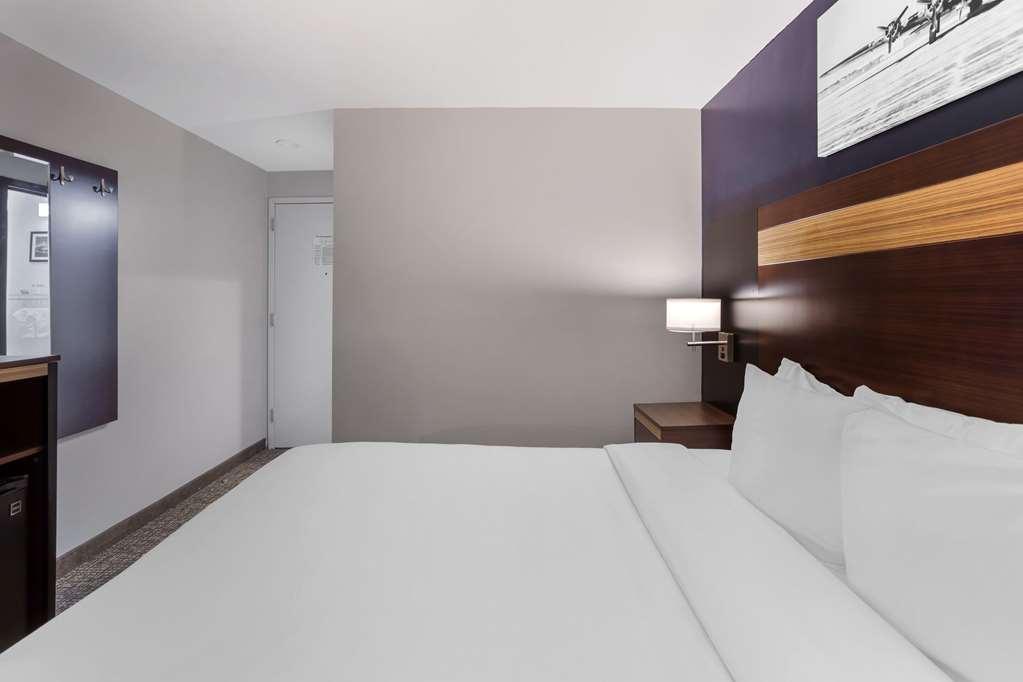 Avion Near Lga Airport, Ascend Collection Hotel Nova York