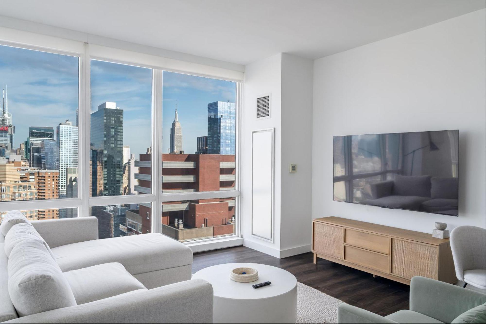 Luxx 2 Bed 1,5 Bath Apt Midtown Appartement *