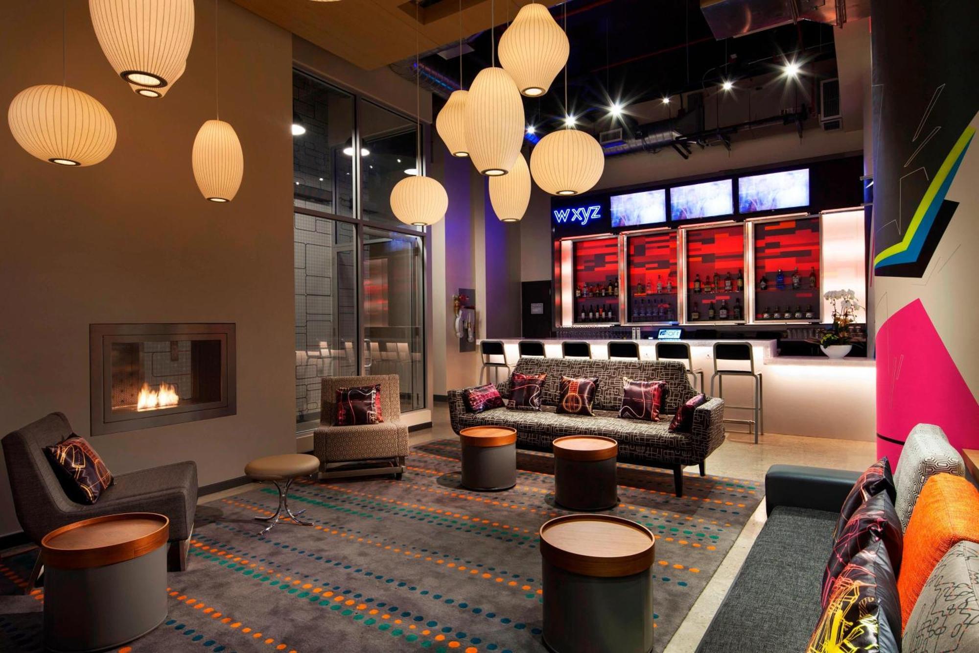 Aloft Long Island City-manhattan View Hotel 4*
