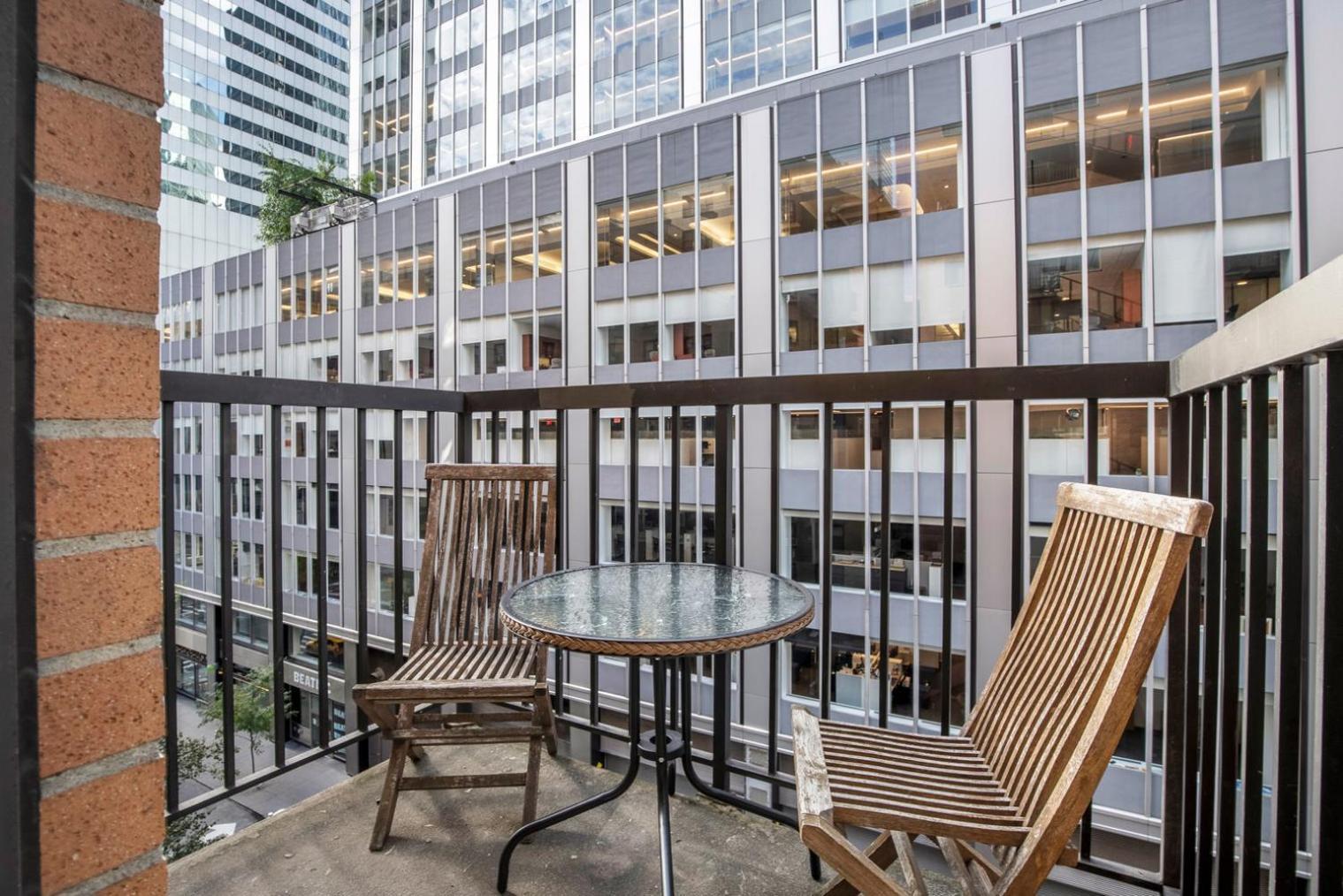 Midtown East 1br W Elevator Nr Subway Nyc-1254