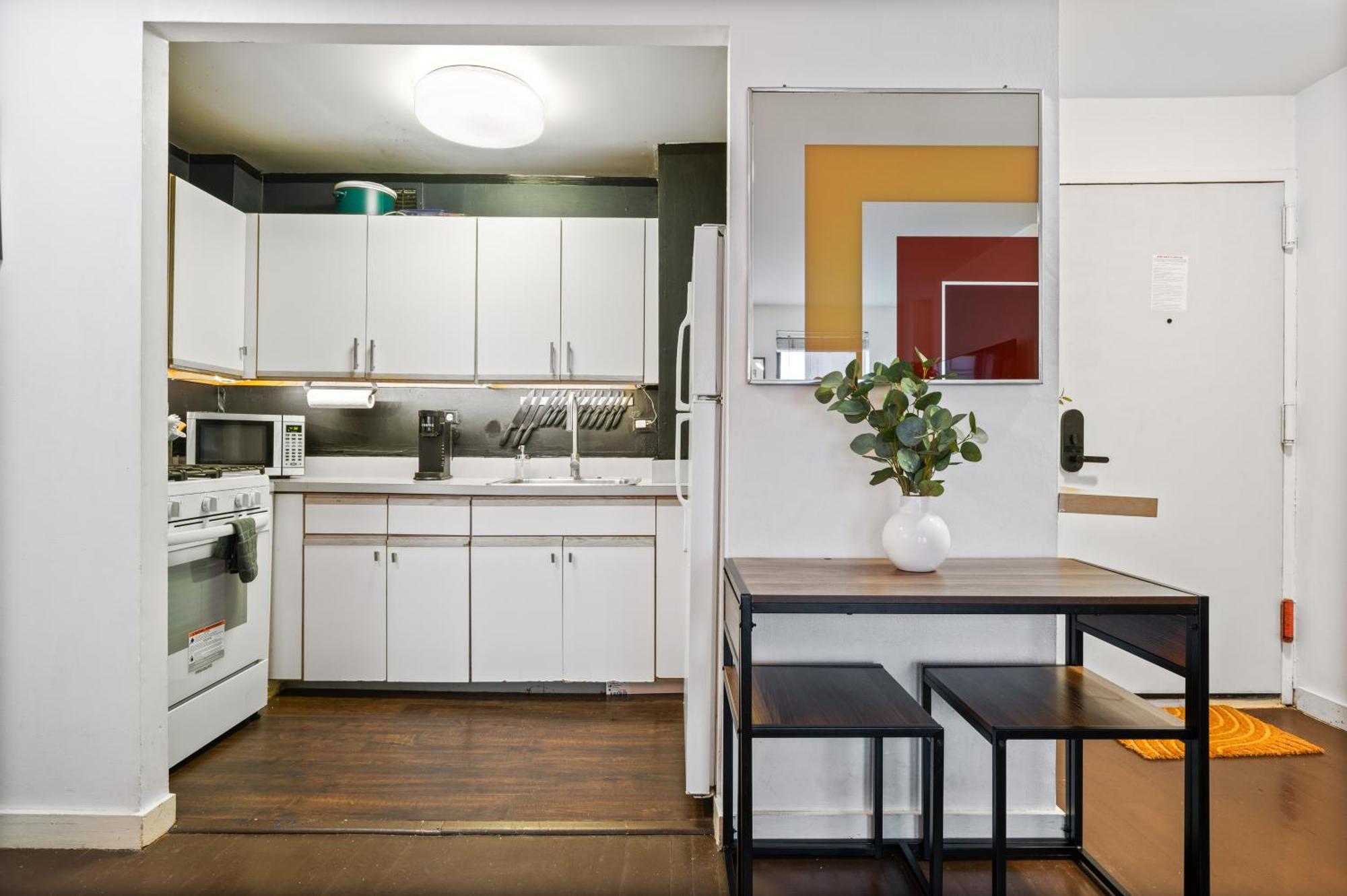 Modern Les One Bedroom Appartement