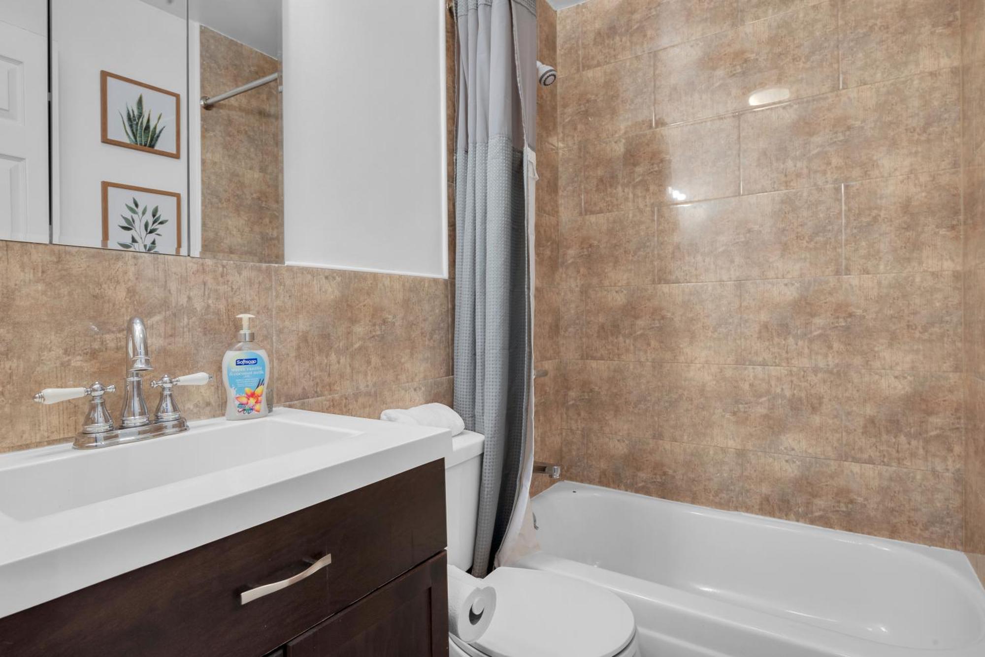 Gorgeous 4 Bedroom 2 Bathroom Nyc Appartement *