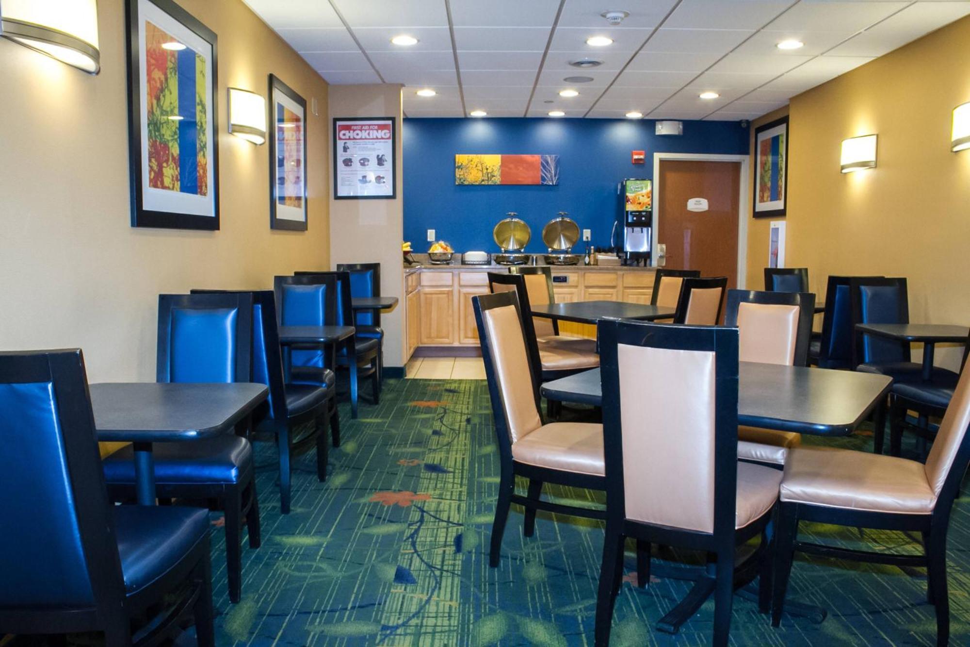 Hotel Fairfield By Marriott Laguardia Airport/flushing Nueva York