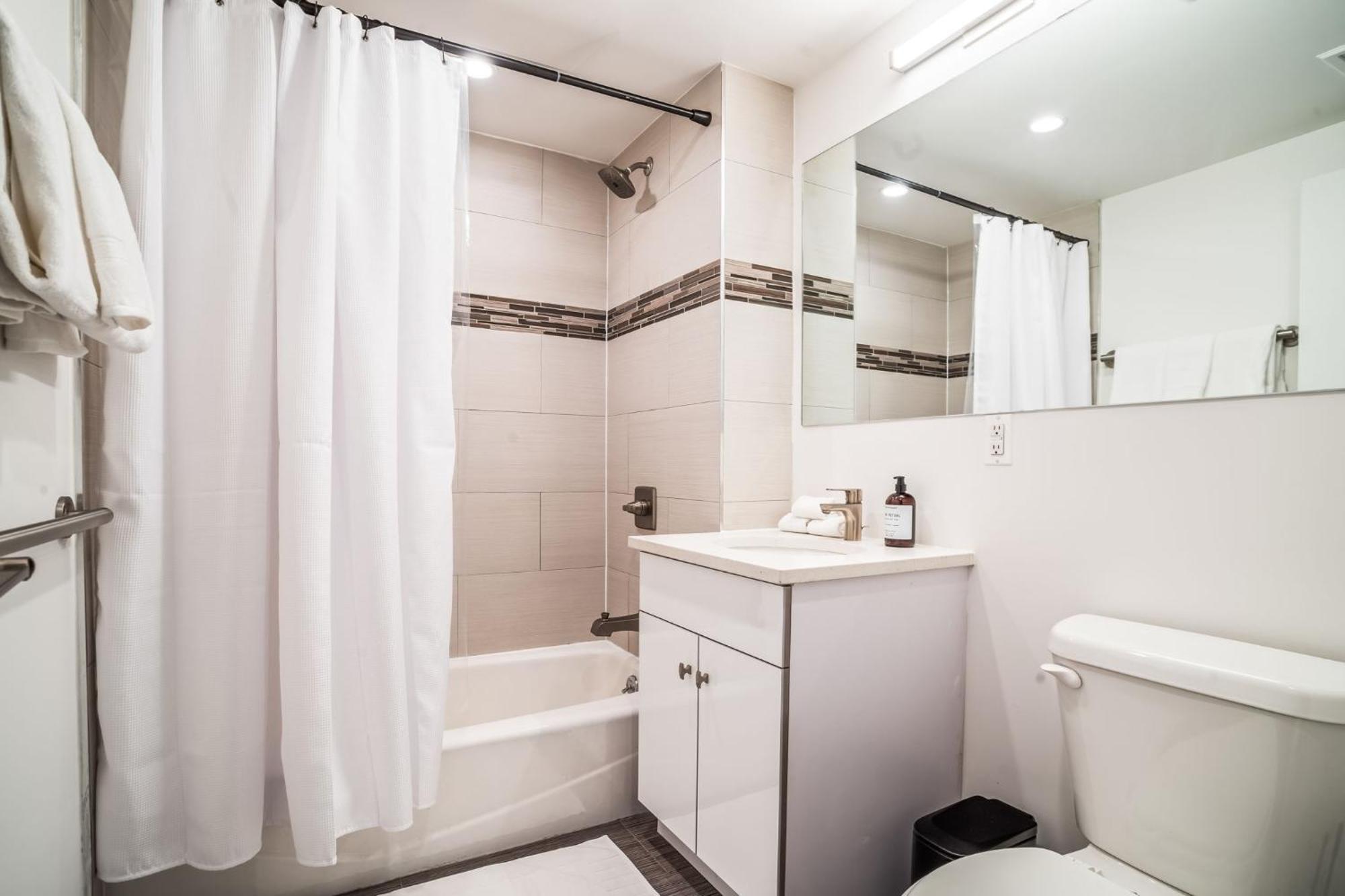 Stunning Modern 2bedroom Near Park And Times Square Appartement