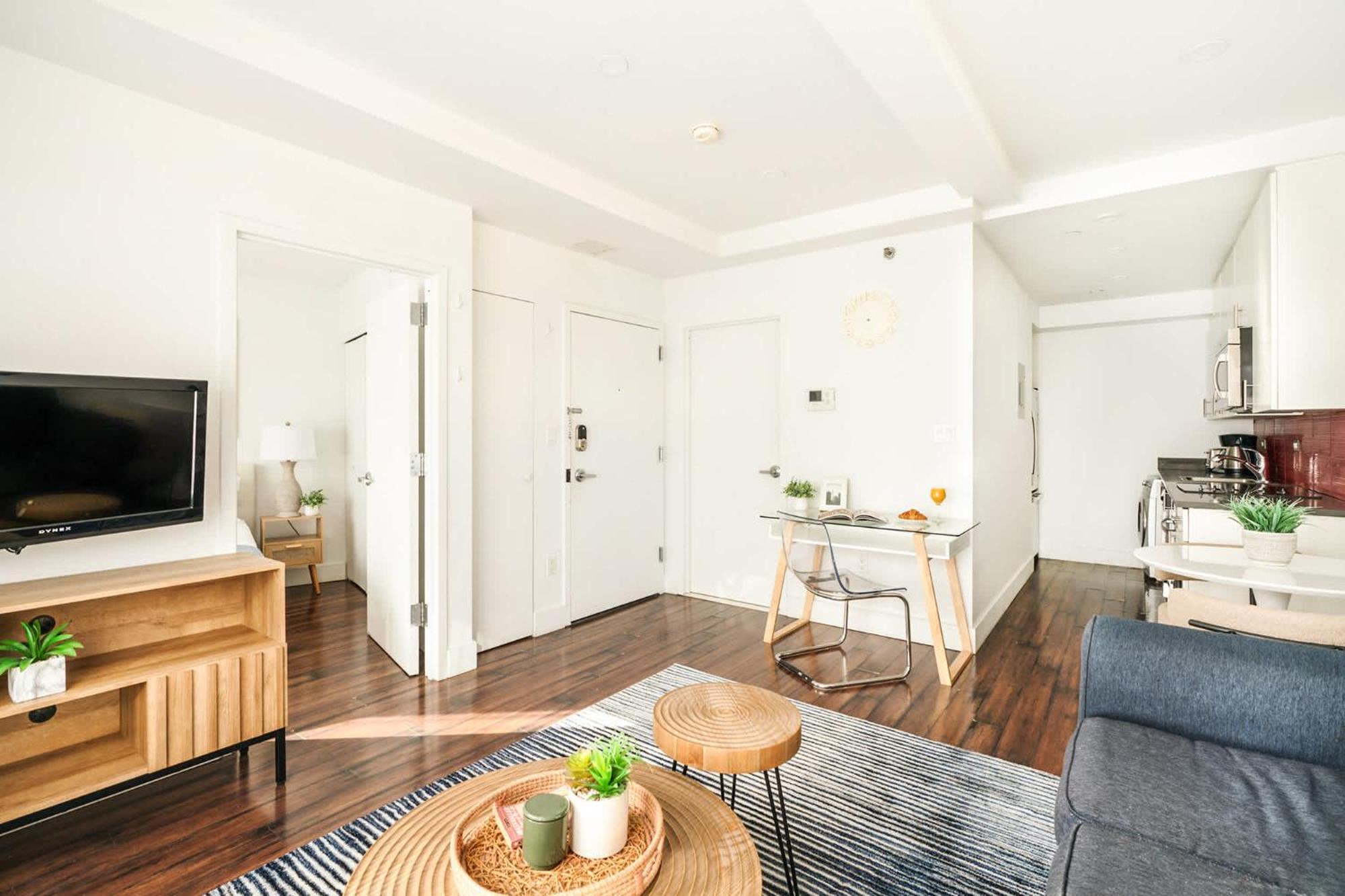 809-5a Gorgeous New 1br Heart Of Midtown Appartamento *