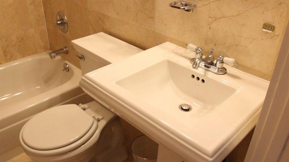 East Village Suites 3*