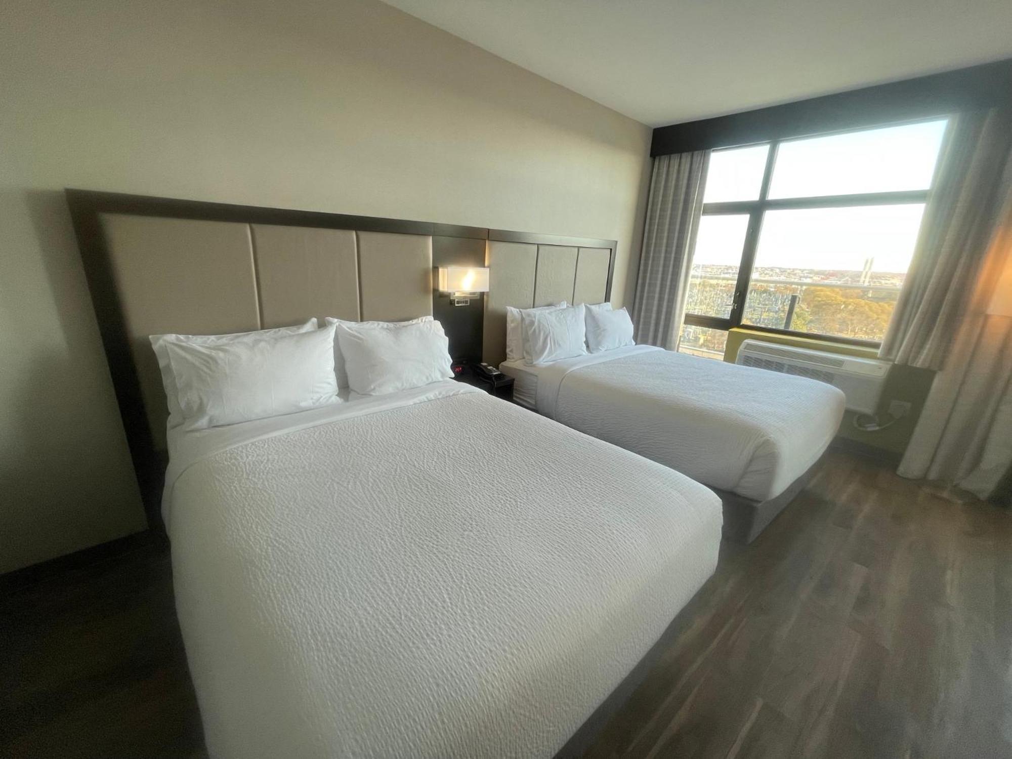 Express Long Island E - By Ihg Nueva York