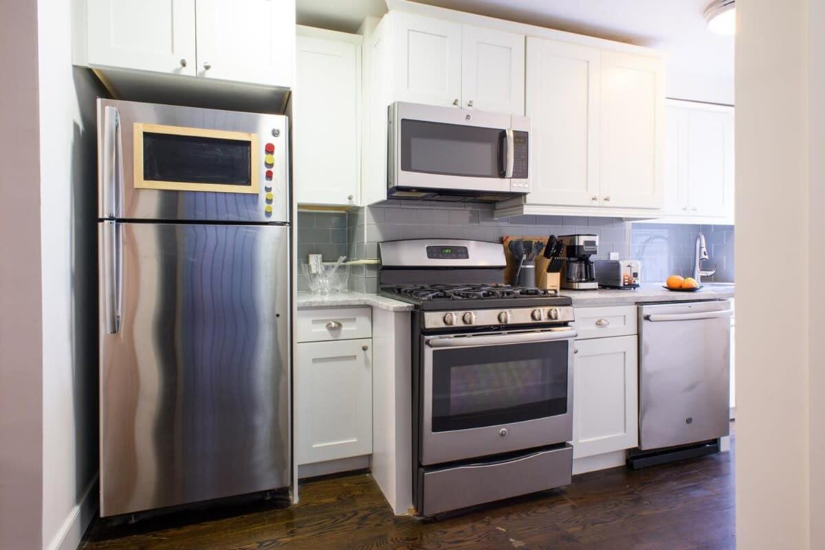 39-3 Newly Renovated 3 Br Appartement