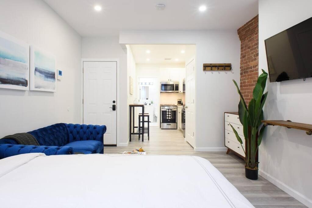 240-9 Luxury Prime Location W&d *