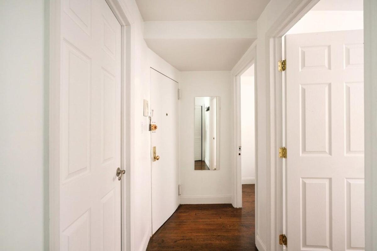 1435-3 3 Bedrooms 2bath W&d Prime Upper East New York
