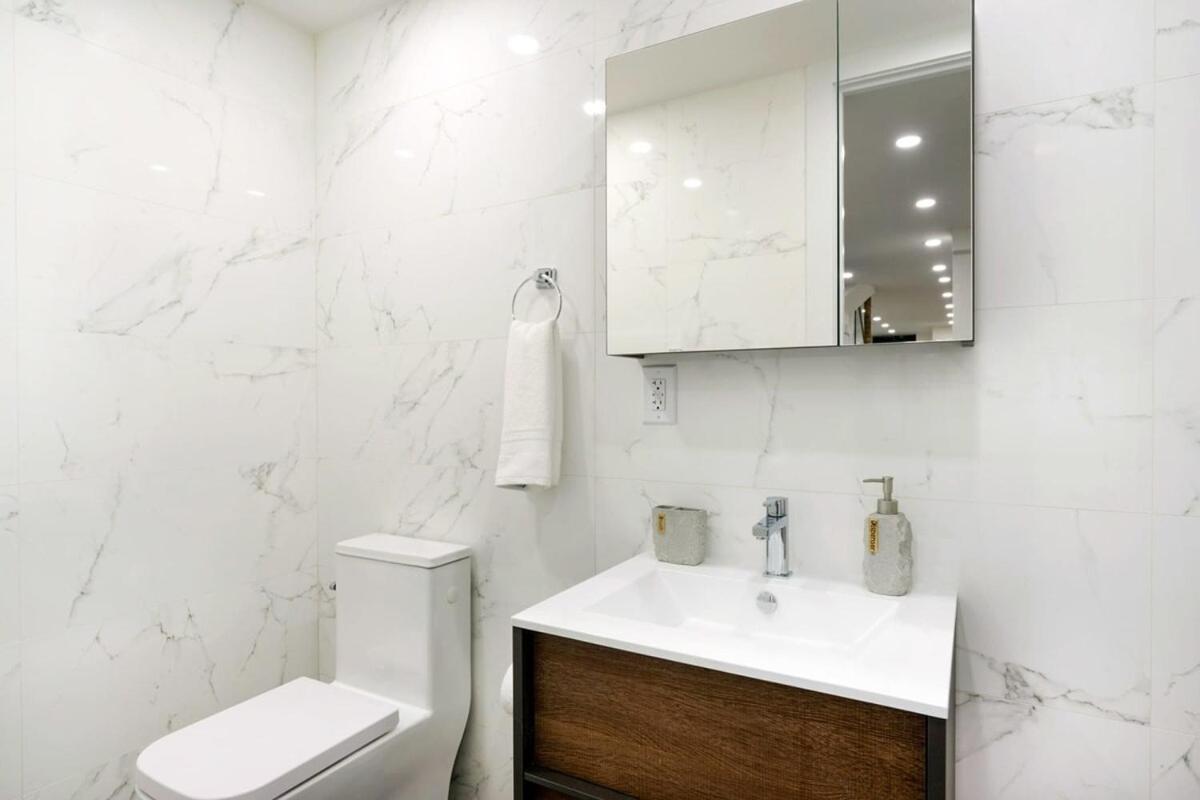 Lejlighed 317-1d New 2br Duplex Wd Private Backyard New York