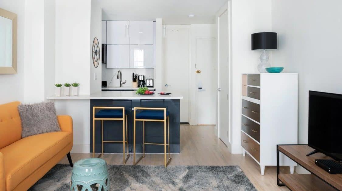 1597-6 Luxury Upper East Side W&d
