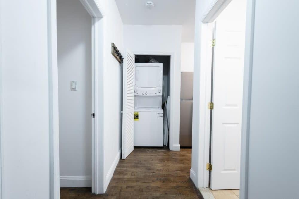1435-2 3 Bedrooms 2 Bath Wd Ues Appartement