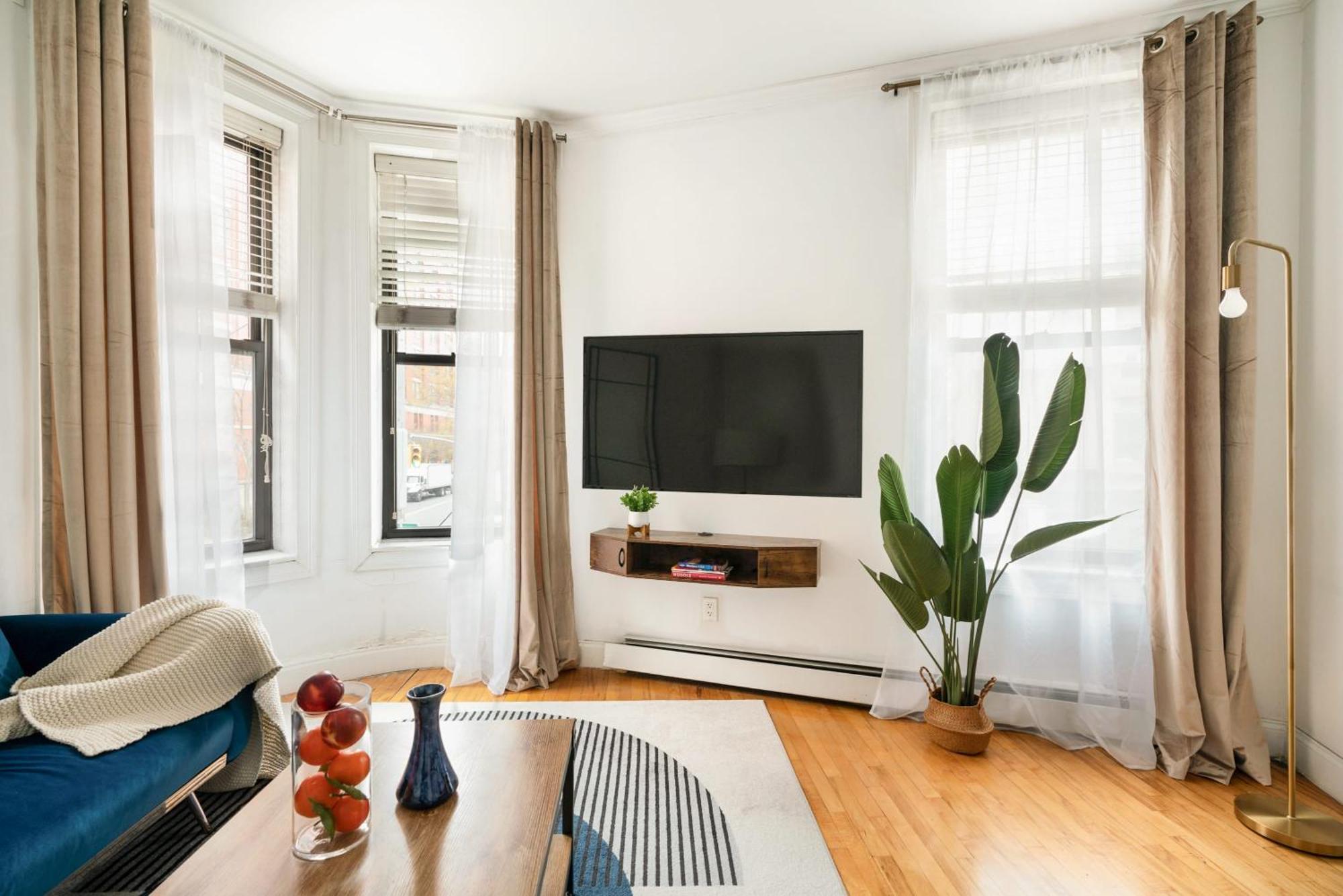 Appartement 139-2w Prime West Village Furnished 2br Value *