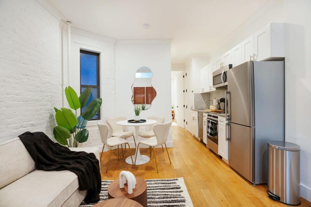 1290-8 New Renovated 2 Bedrooms In Ues * Nueva York