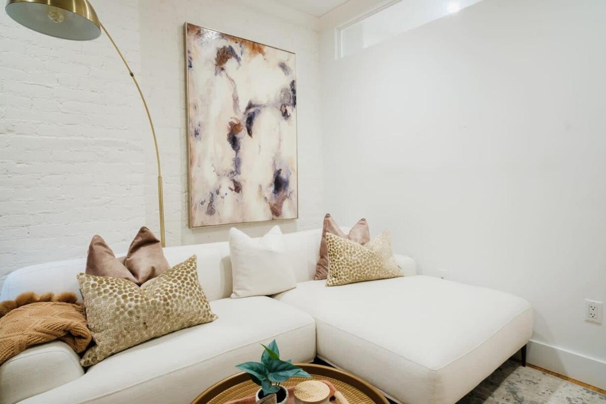 1288-4rn Newly Furnished Prime Ues 2br New York