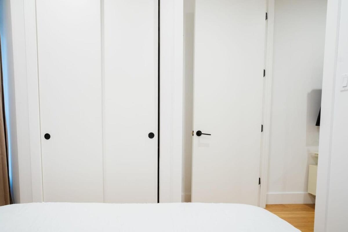 1288-4rn Newly Furnished Prime Ues 2br * New York