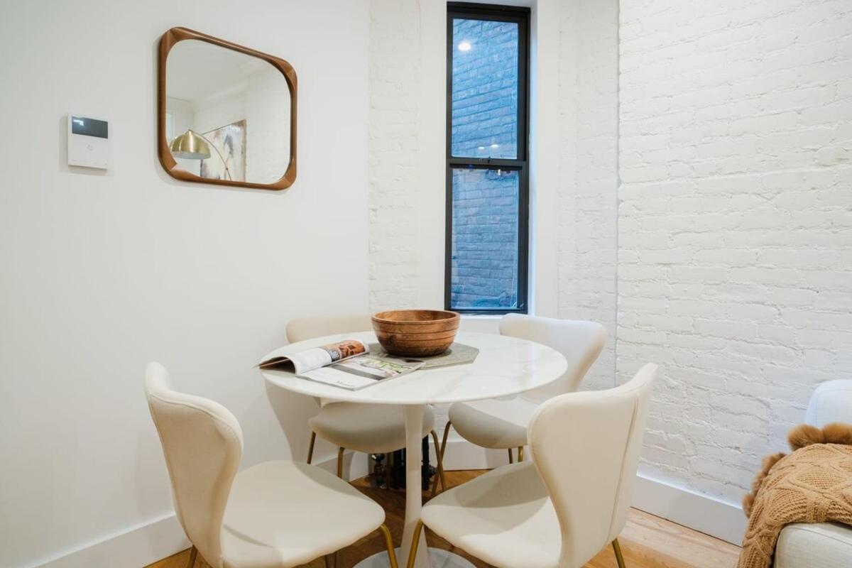 Appartement 1288-4rn Newly Furnished Prime Ues 2br *