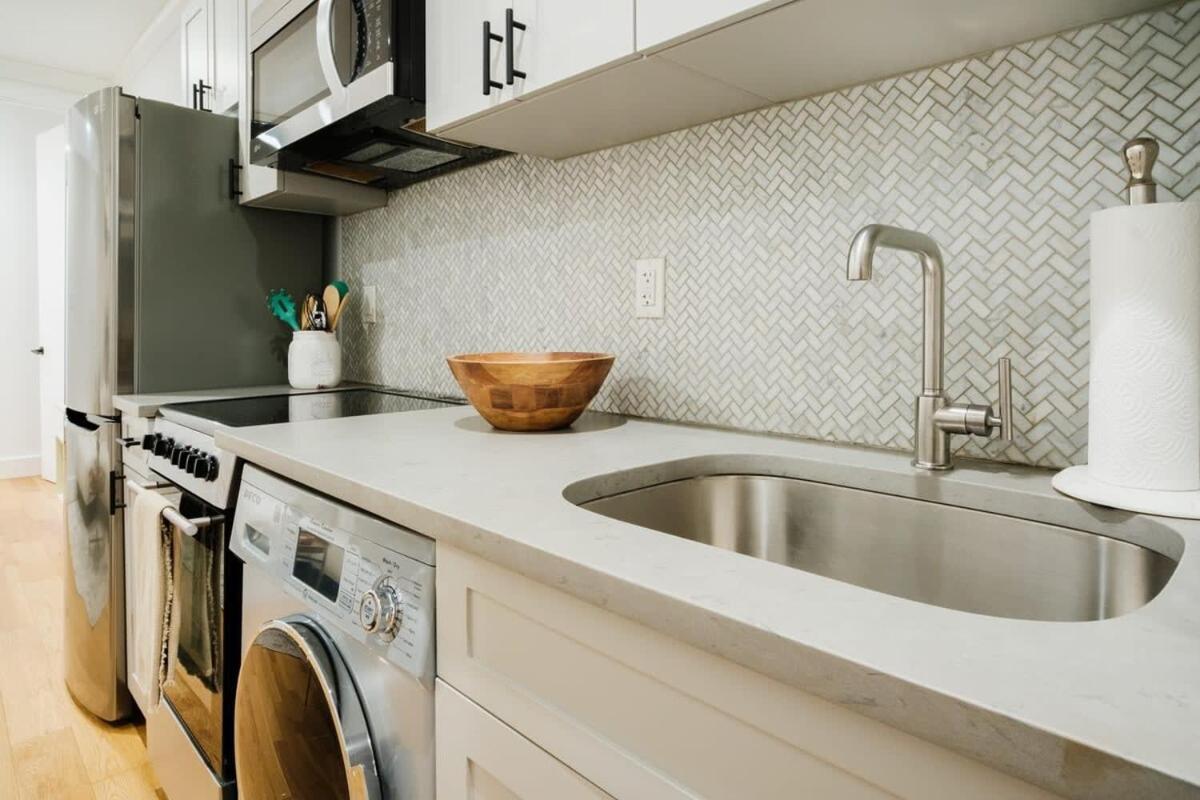 1288-4rn Newly Furnished Prime Ues 2br Appartement New York