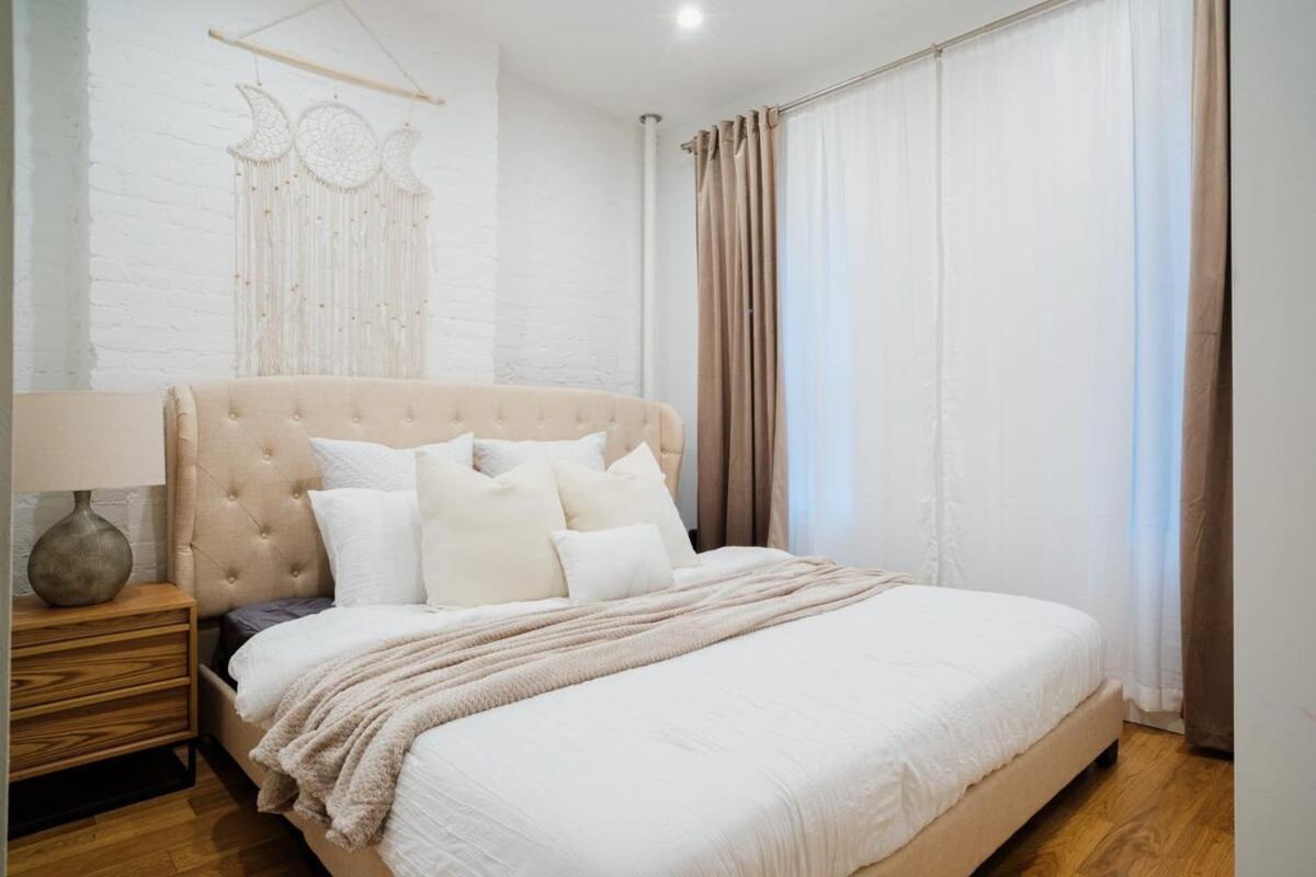 1288-4rn Newly Furnished Prime Ues 2br