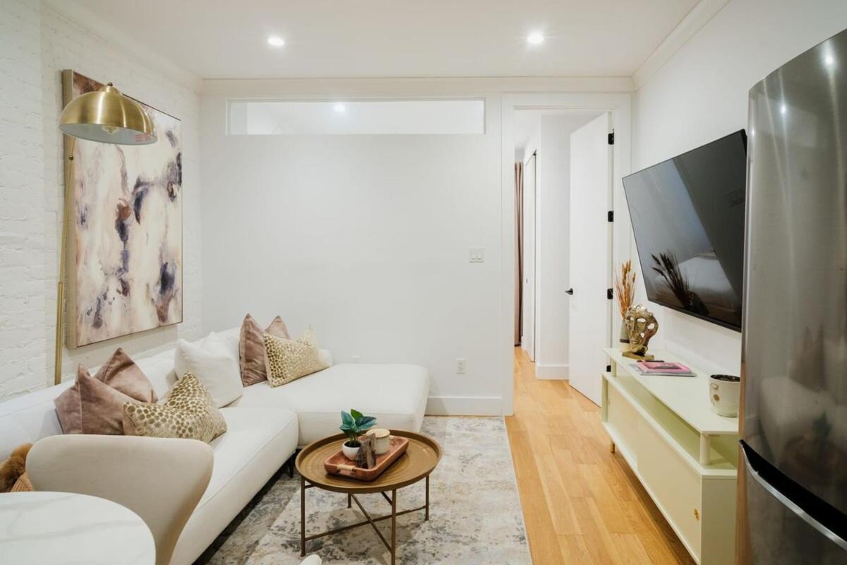 Appartement 1288-4rn Newly Furnished Prime Ues 2br