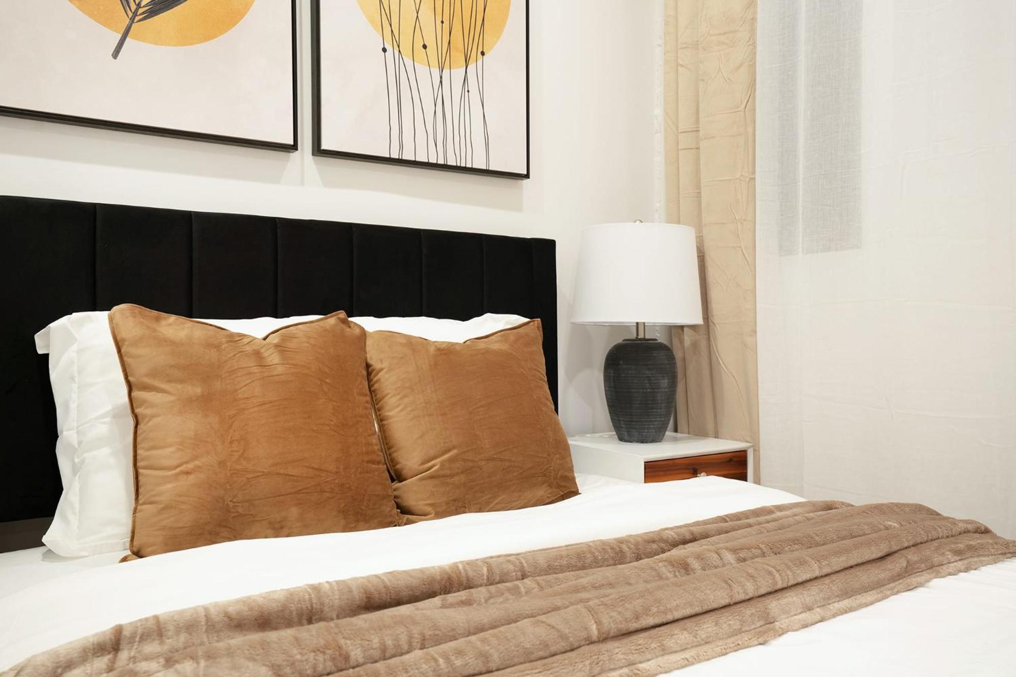 1290-13 Newly Renovated 2 Bedrooms In Ues Apartamento *